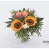 Blumenstrauß mit Sonnenblumen, Lisianthus, Rosen, Statize und Disteln