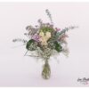 Luftiger Blumenstrauß mit Hortensie, Eukalyptus, Schleierkraut, Pampasgeas, Polyantharosen, Santini, Lagurus und Statize