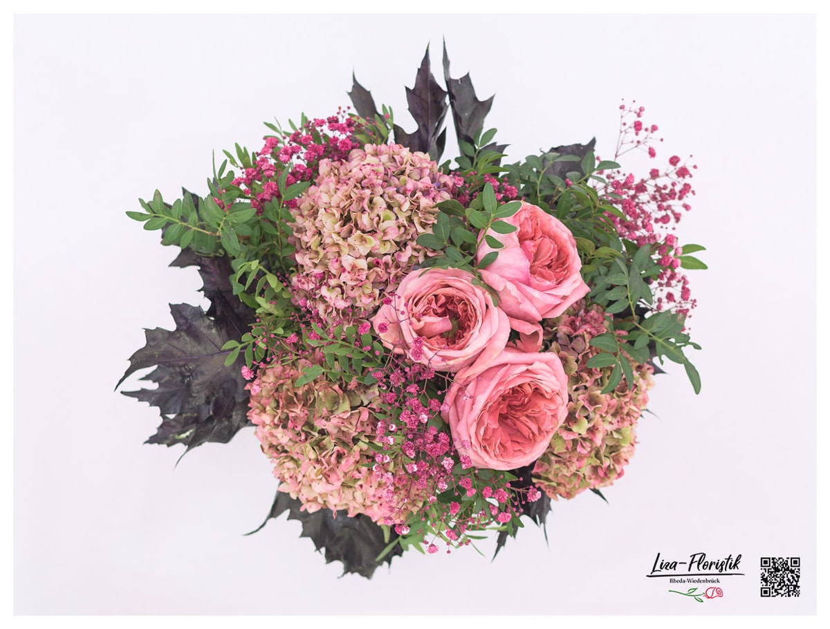 Ecuador Rosen Pink Expression, französische Hortensien und rotes Schleierkraut