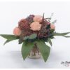 Herbststrauß mit französischen Hortensien, Rosen, Eukalyptus, Schleierkraut und Heide