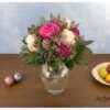 Blumenstrauß mit Hyazinthen, Ranunkeln, Rosen, Statize und Wachsblumen