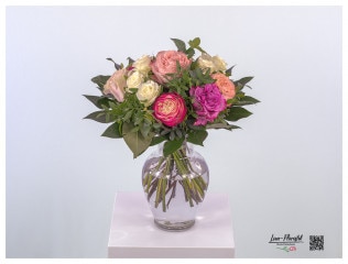 Bouquet mit verschiedenen Rosen zum Geburtstag