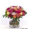 Einzigartiger Blumenstrauß mit bunten Ecuador Rosen und Schleierkraut