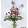Blumenstrauß mit Pfauenaugen, Nelken, Lisianthus und Statice