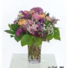 Bunter Blumenstrauß zum Muttertag - in Rosa, Violett und Apricot mit Ranunkeln, Alstroemerien, Chrysanthemen, Statice und Schleierkraut – liebevoll gebunden