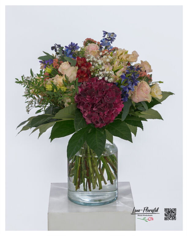 Exklusiver großer Blumenstrauß mit Rosen, Hortensien, Schleierkraut, Lisianthus, Rittersporn, Statize & Alstromerie