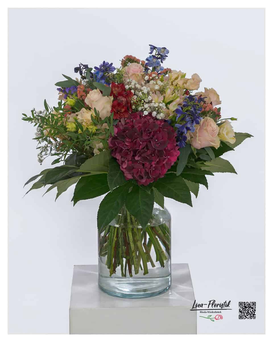 Exklusiver großer Blumenstrauß mit Rosen, Hortensien, Schleierkraut, Lisianthus, Rittersporn, Statize & Alstromerie