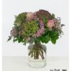 Romantische Floristik mit Hortensien, Rosen und Eukalyptus