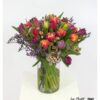 Farbenfroher Tulpenstrauß – Frühlingshafte Akzente in kräftigen Farben
